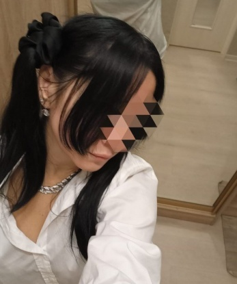 Прекрасно знаю свое дело и умею радовать мужчин. Живу в Москве и готова предложить вам незабываемые моменты релаксации и наслаждения. Мои услуги охватывают все, что вы только можете пожелать - классический и оральный секс, анальный секс, эротический массаж и ролевые игры. Я смогу вас удивить своими возможностями и провести вас через весь спектр сексуальных фантазий и желаний. Мои фото подтверждают мою красоту и сексуальность. Уверена, вы не пожалеете, выбрав меня в Москве. 🌟💋 3993, 30 лет